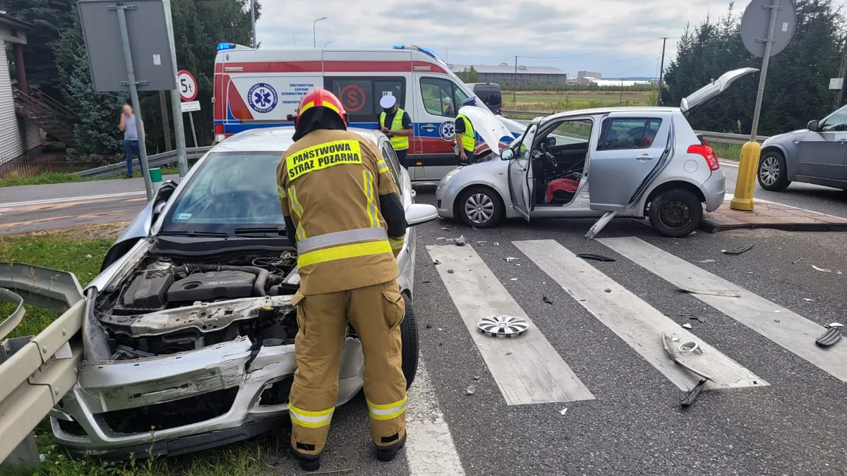 Wypadek na DK9 w Jasienicy [ZDJĘCIA] - Zdjęcie główne