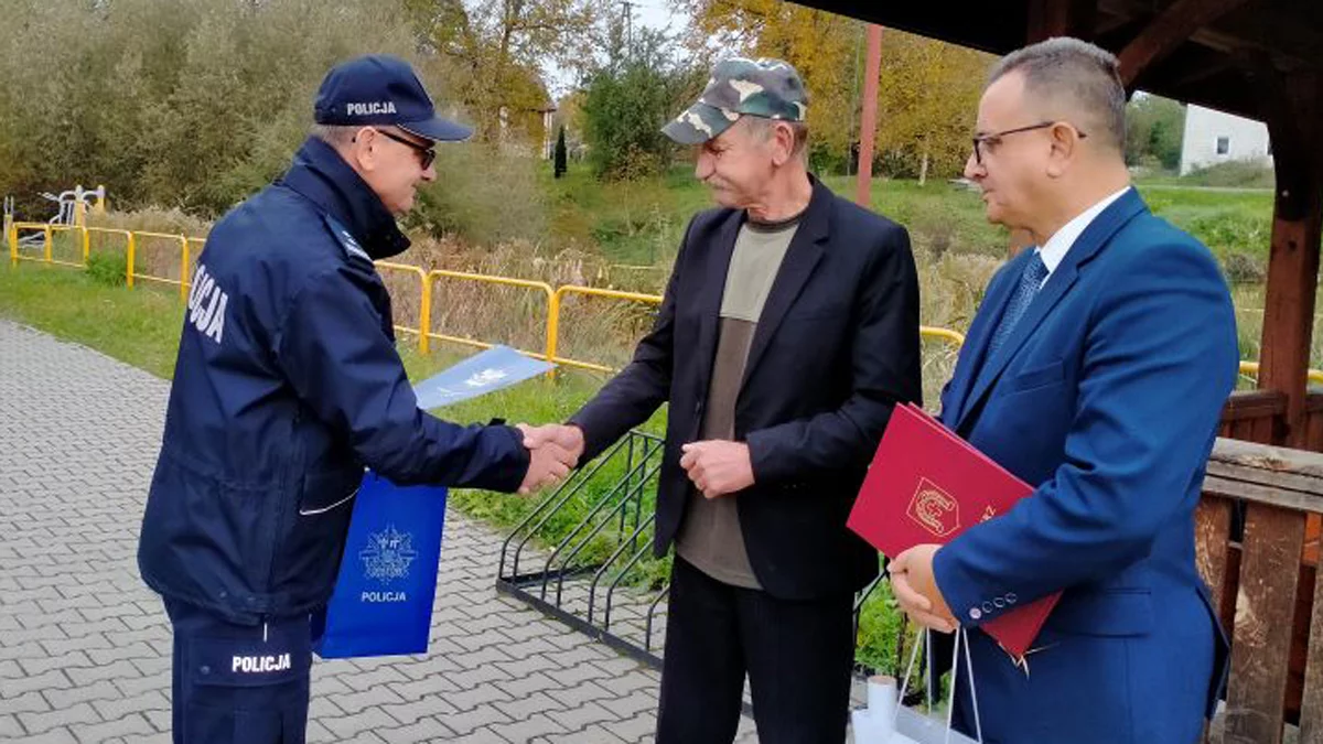 Cztery dni niepewności. Bohaterski czyn mieszkańca Łopatna ratuje życie seniorki - Zdjęcie główne