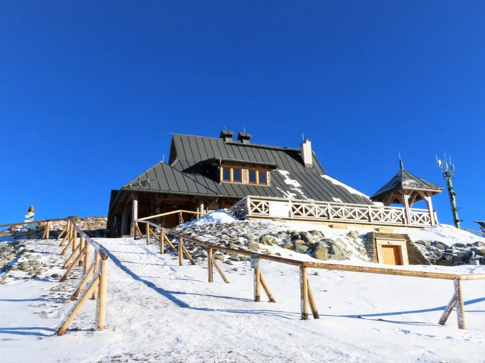 Bieszczady. Połonina Wetlińska. Schron BdPN