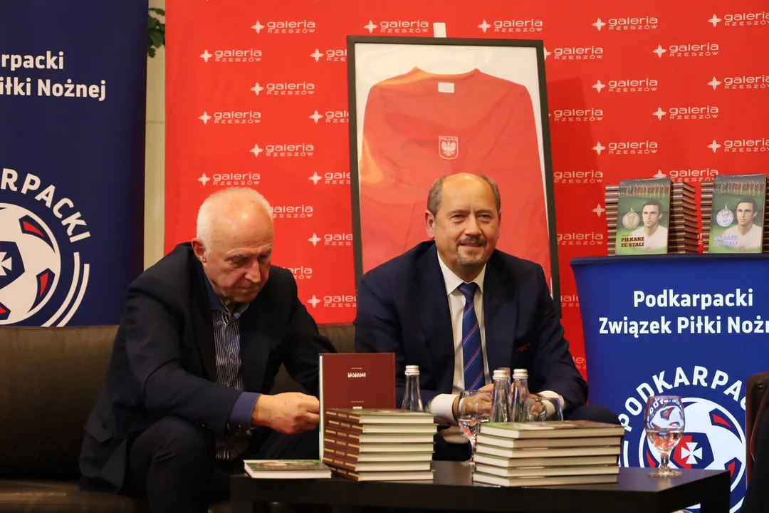 Piłkarz i prezen Podkarpackiego ZPN