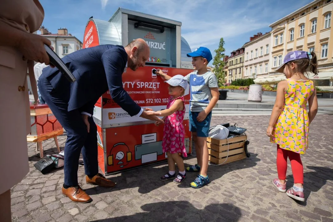 W Rzeszowie elektroodpady bezpiecznie zbieramy