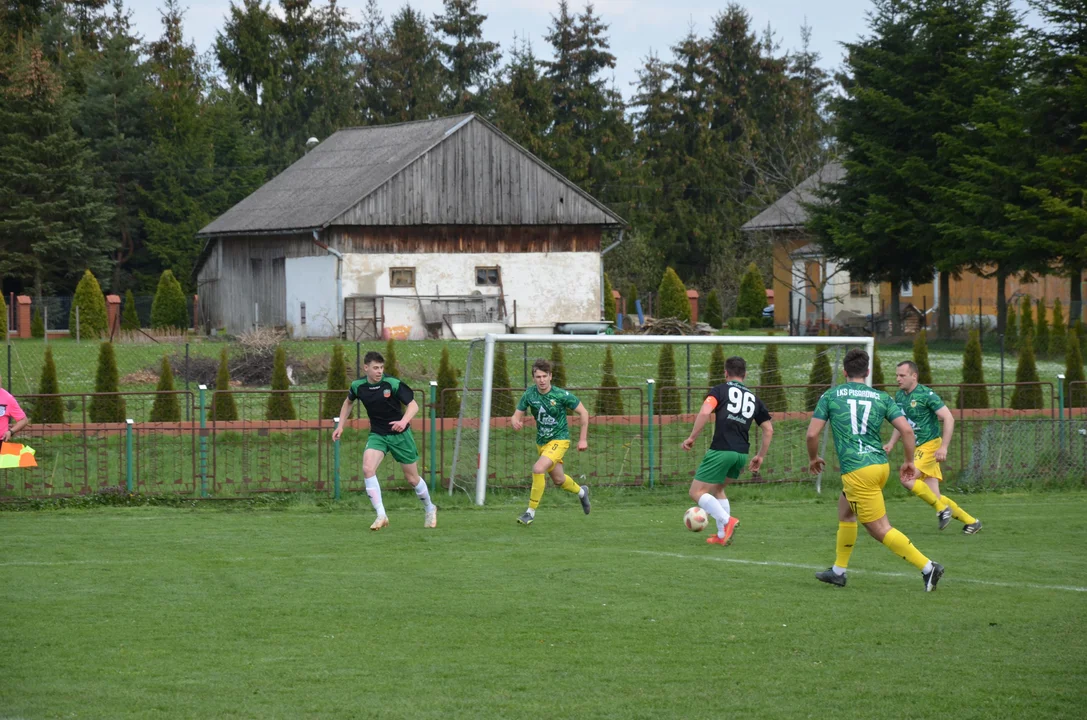 Klasa A, Krosno: Górnik Strachocina - LKS Pisarowce 2:0