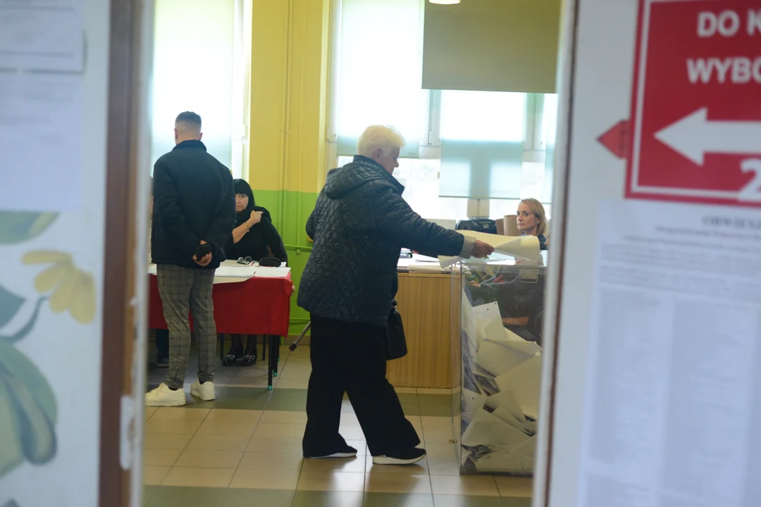 Wybory 2023: Tak głosuje Tarnobrzeg