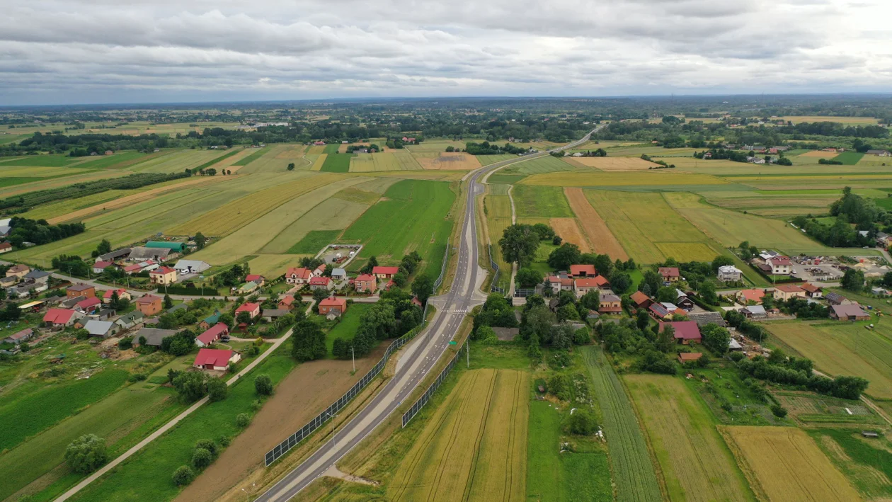 Najmniejsza gmina Gawłuszowice w powiecie mieleckim. Tak wygląda z lotu ptaka [ZDJĘCIA - WIDEO] - Zdjęcie główne