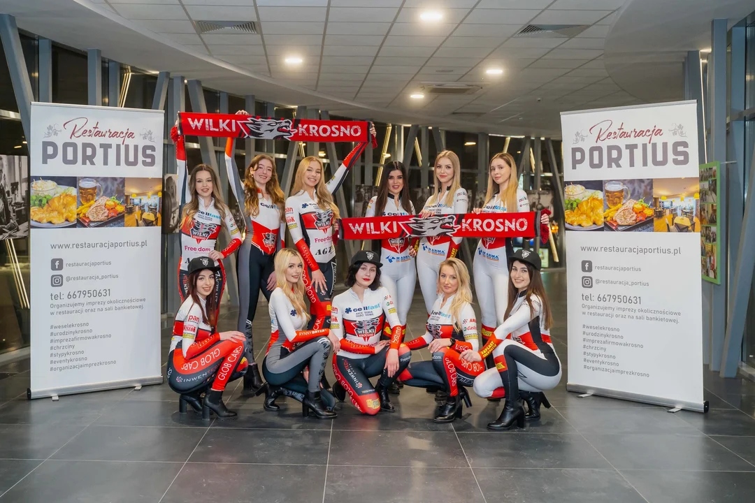 Poznajcie Wolf Girls Krosno, czyli podprowadzające Cellfast Wilków Krosno