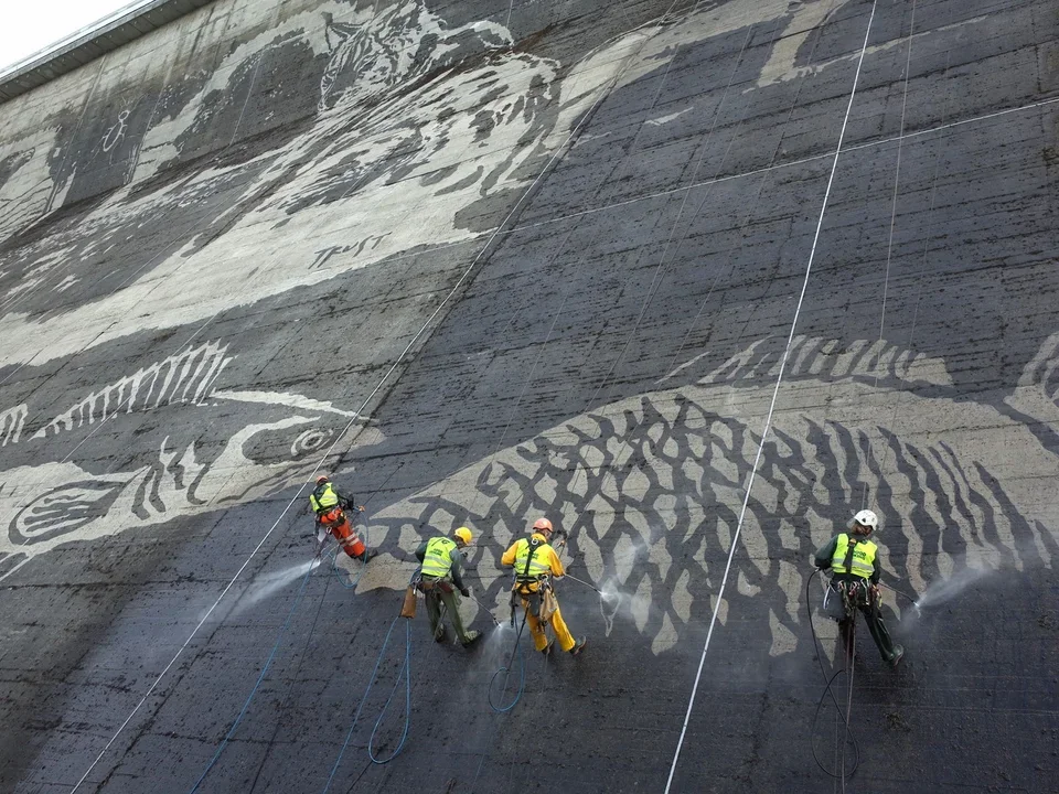 Mural na zaporze wodnej w Solinie