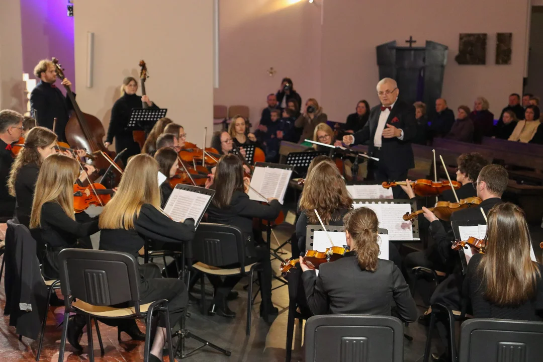 Koncert pasyjny Mieleckiej Orkiestry Symfonicznej