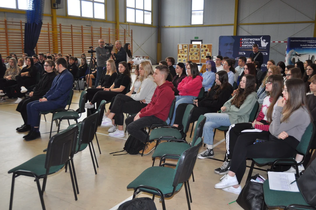 Biznes i praktyka wprowadzany do szkół, spotkanie Kubka Biznesu