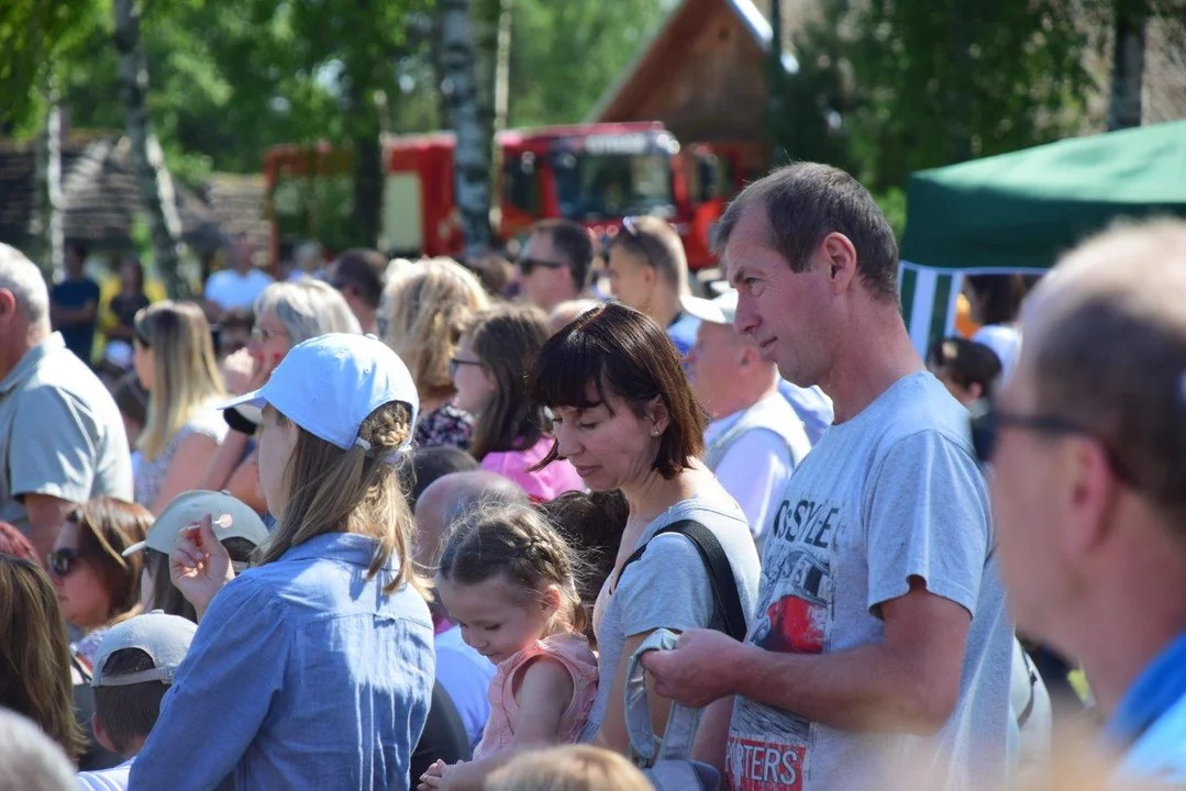 Tłumy na imprezie w skansenie w Kolbuszowej.