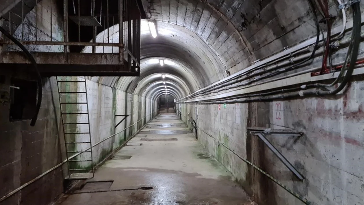 Sześć metrów pod dnem Jeziora Solińskiego. Zobaczcie co kryje w sobie wnętrze zapory wodnej w Solinie [ZDJĘCIA, WIDEO] - Zdjęcie główne