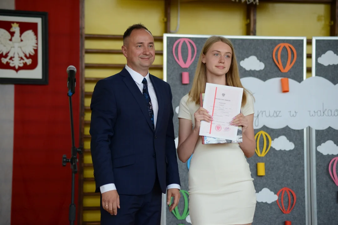 Koniec roku szkolnego 2022/2023 w Zespole Szkół numer 3 im. gen. Władysława Sikorskiego w Tarnobrzegu