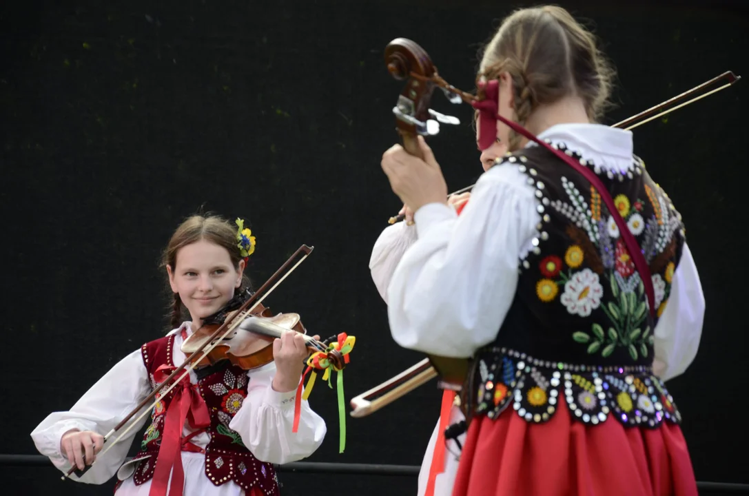 Jubileuszowy 10. festiwal Na Strun Dwanaście i Trzy Smyki Kolbuszowa 2023 [ZDJĘCIA WIDEO] - Zdjęcie główne