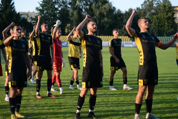 Trzecia liga, grupa 4: Siarka Tarnobrzeg - Czarni Połaniec 3:2