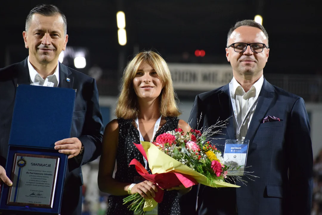 Kasia Zdziebło nagrodzona na stadionie