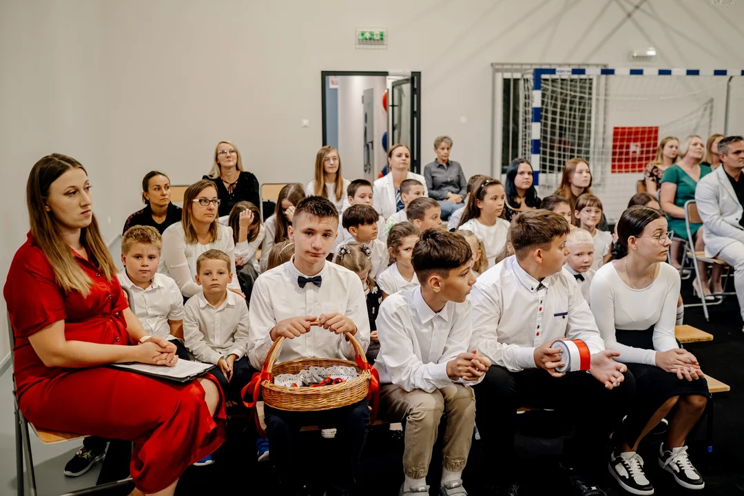 Nowa hala sportowa w Spiach