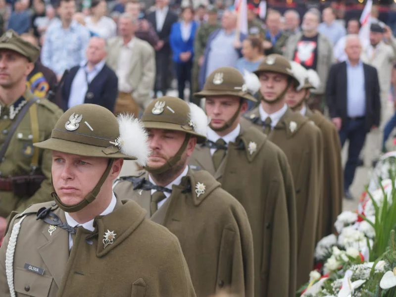 Odsłonięcie pomnika w Mielcu