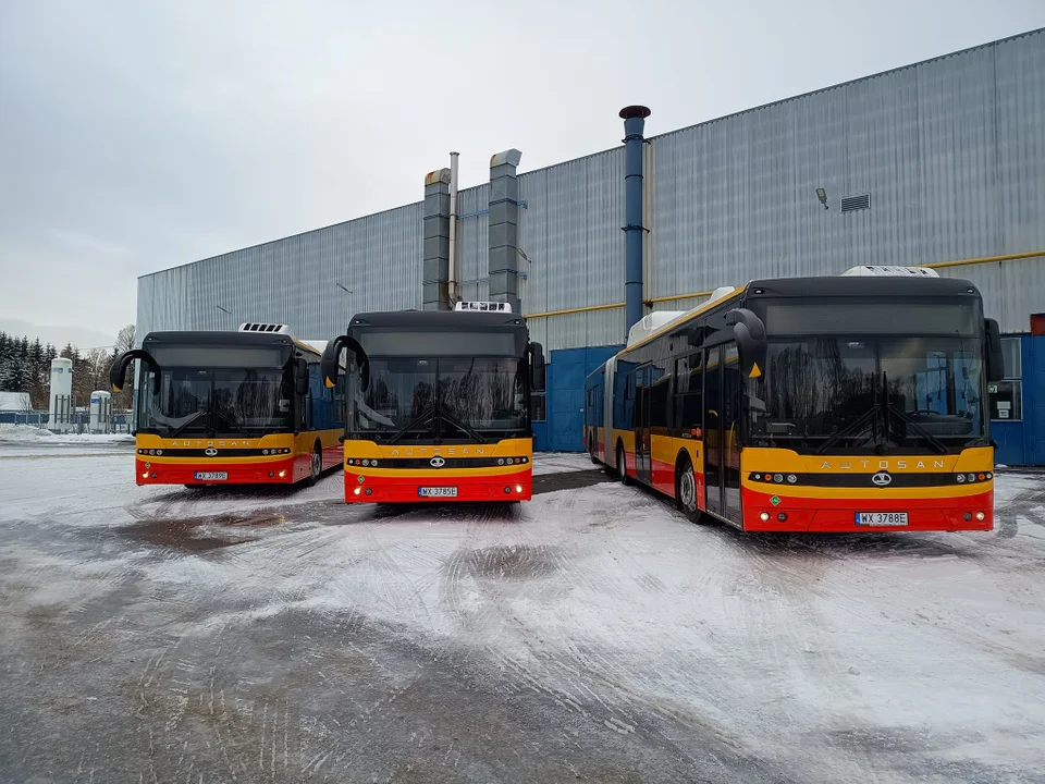 Autosan zakończył kontrakt z MZA Warszawa. Ostatnie sztuki już są w stolicy [ZDJĘCIA] - Zdjęcie główne