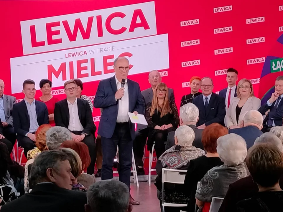 Politycy LEWICY w Mielcu. Włodzimierz Czarzasty zapowiedział, że w wyborach będą walczyć o dwóch posłów z Podkarpacia [FOTO, WIDEO] - Zdjęcie główne