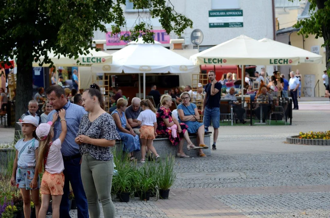 Na festynie w Kolbuszowej zjawiły się tłumy ludzi.