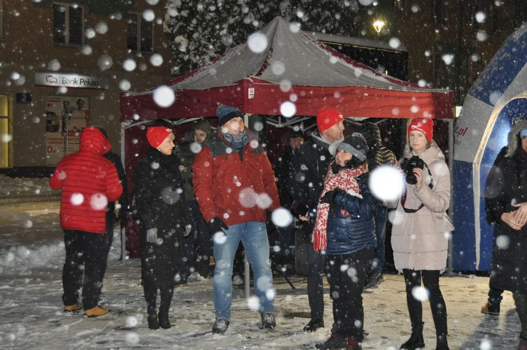 Odpalamy święta z Prezydentem Mielca Jackiem Wiśniewskim na Placu AK