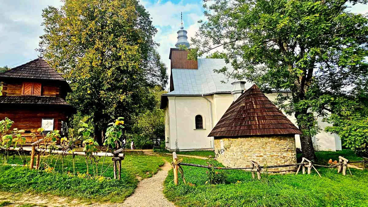 Łopienka - historia cerkwi