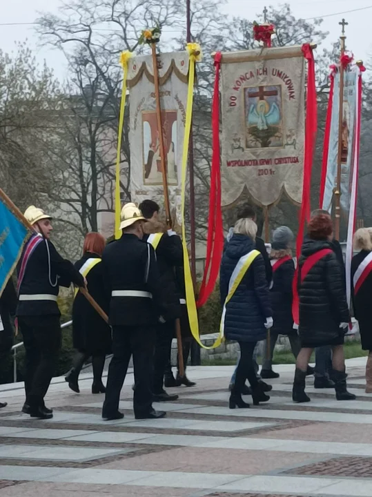 Procesja rezurekcyjna w kościele MBNP w Mielcu