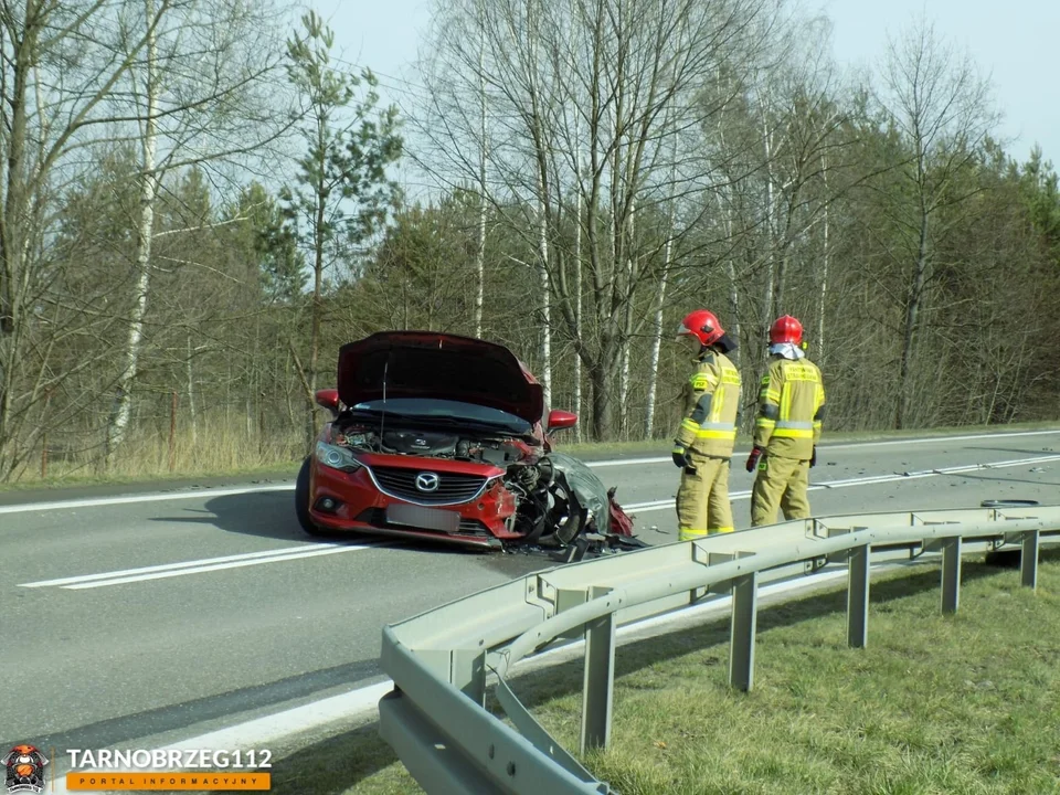 Wypadek na drodze wojewódzkiej numer 985 w Siedleszczanach