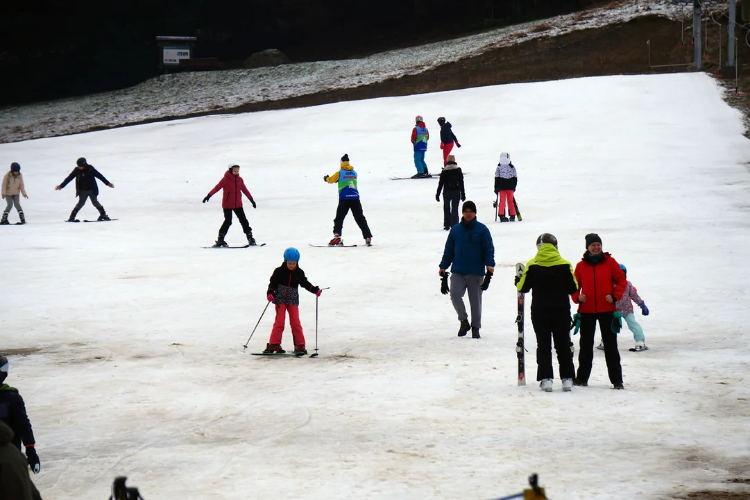 Stacja narciarska Gromadzyń w Ustrzykach Dolnych - 16.01.2023