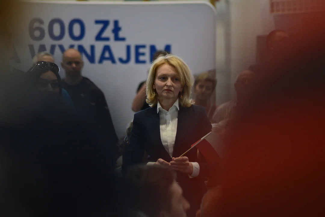 Donald Tusk w Tarnobrzegu. Tłumy mieszkańców na spotkaniu