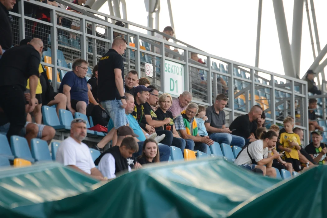 Trzecia liga, grupa 4: Siarka Tarnobrzeg - Garbarnia Kraków 0:0