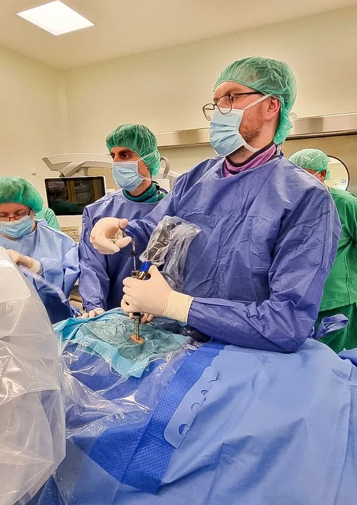 Endoskopowe operacje kręgosłupów w Stalowej Woli
