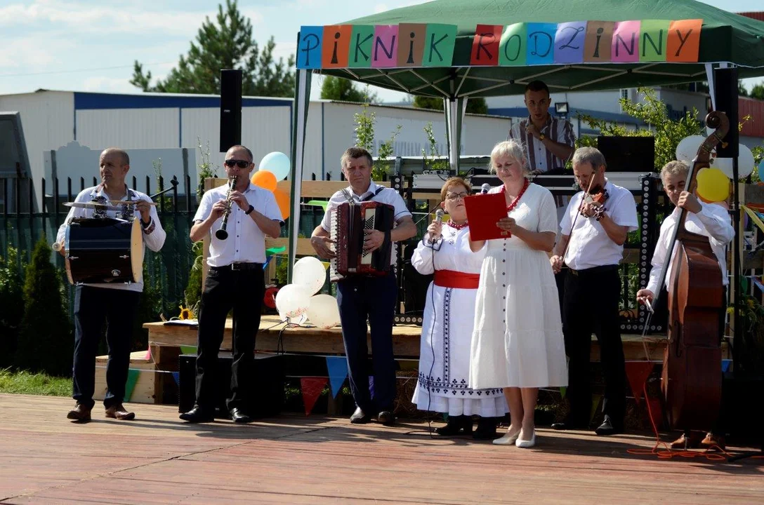 Tak bawili się mieszkańcy na pikniku w Wilczej Woli.