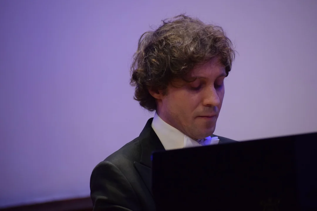Koncert wybitnego pianisty w Sali Królewskiej w Mielcu [ZDJĘCIA, VIDEO] - Zdjęcie główne