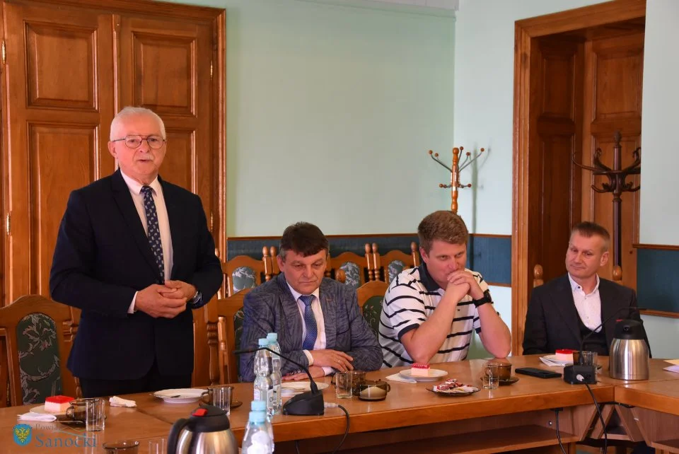 Nagrody dla najzdolniejszych uczniów szkół średnich w Powiecie Sanockim