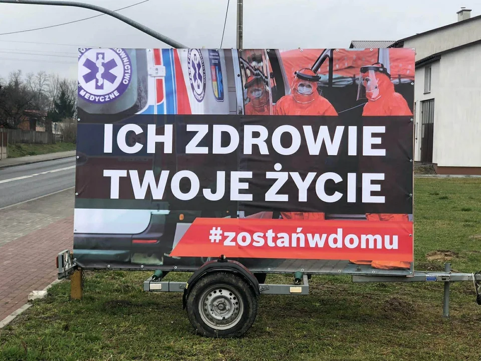 Trzy lata temu Covid-19 całkowicie sparaliżował Kolbuszową i mieszkańców. Puste ulice i zamknięte dosłownie wszystko [ZDJĘCIA - WIDEO] - Zdjęcie główne