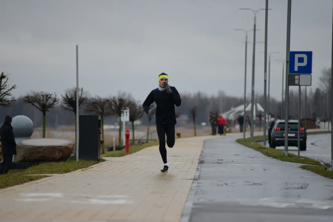 XI Bieg Zimowy wokół Jeziora Tarnobrzeskiego oraz Yeti Run Zimowy Bieg w Szortach