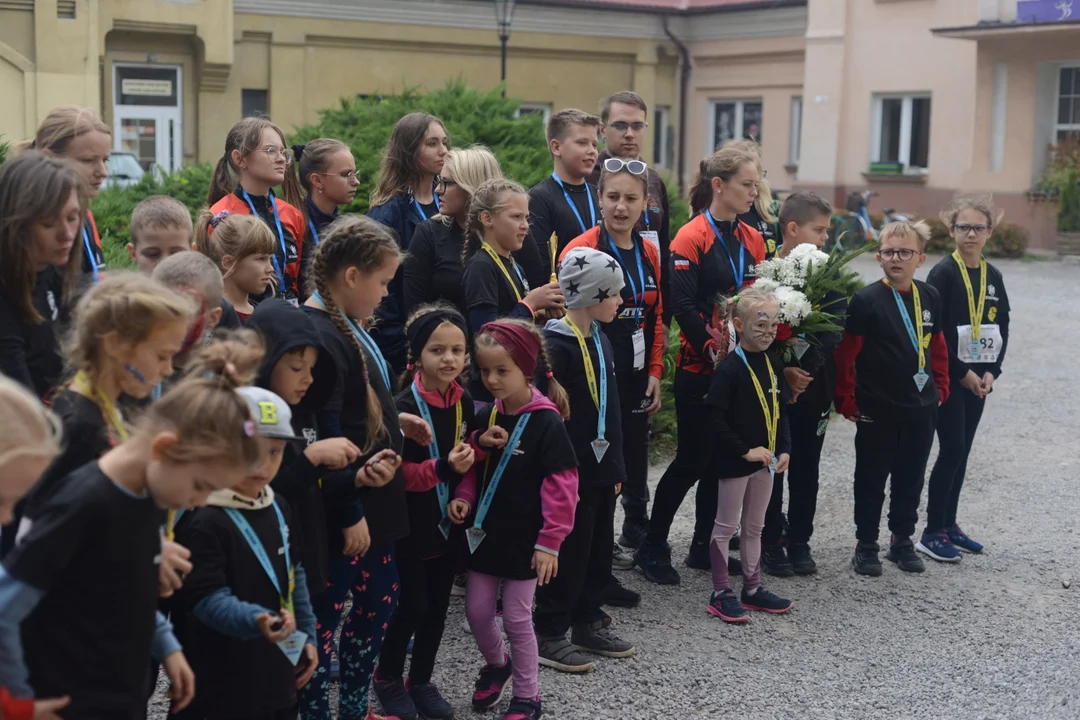 45. Bieg Nadwiślański im. Alfreda Freyera w Tarnobrzegu - biegi dziecięco-młodzieżowe - dekoracje