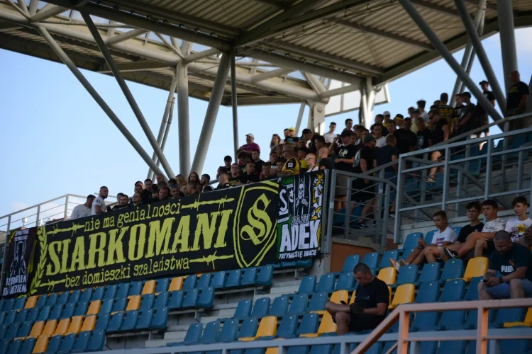 Kibice na meczu Siarka Tarnobrzeg - Karpaty Krosno