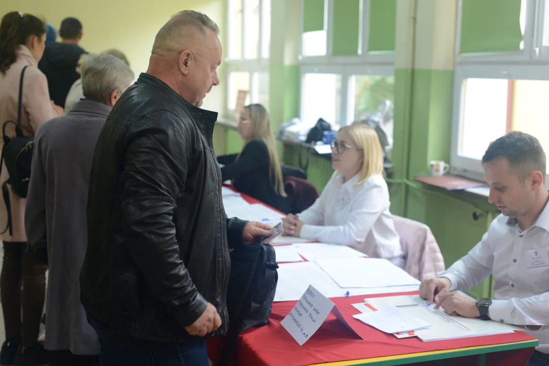 Wybory 2023: Tak głosuje Tarnobrzeg