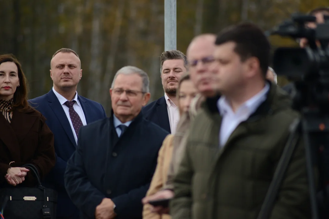 Uroczyste otwarcie obwodnicy Tarnobrzega - pierwsze pojazdy na tej drodze