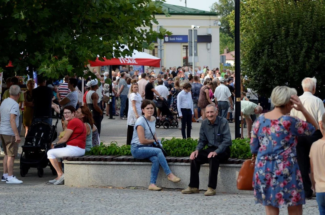 Na festynie w Kolbuszowej zjawiły się tłumy ludzi.