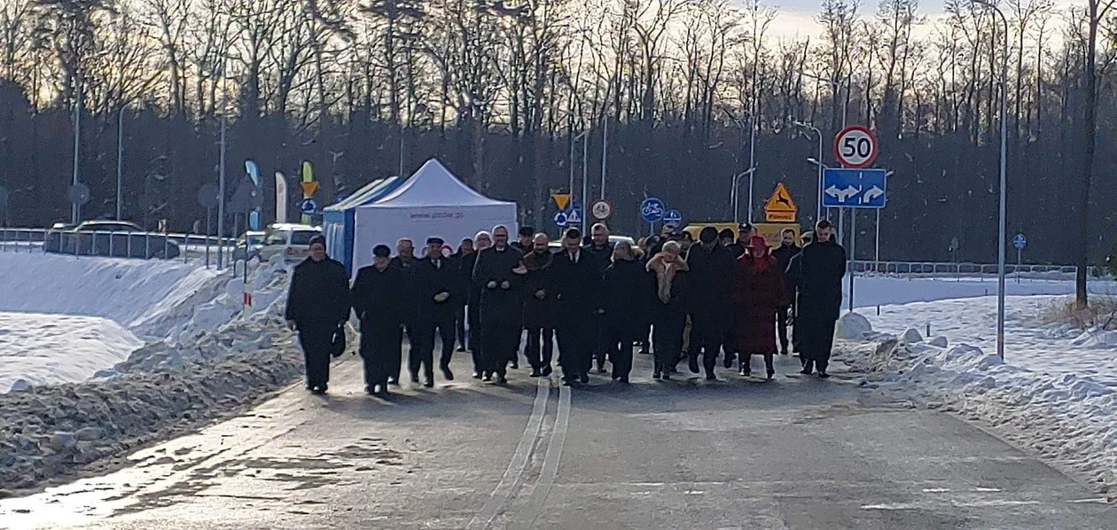 Uroczyste poświęcenie i oddanie do użytku nowego odcinka drogi wojewódzkiej nr 984