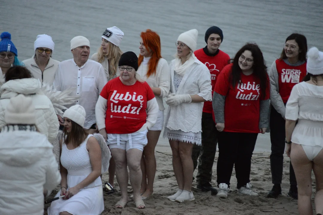 "Jezioro Aniołów" w lutym. Zobaczcie zdjęcia z plaży Jeziora Tarnobrzeskiego