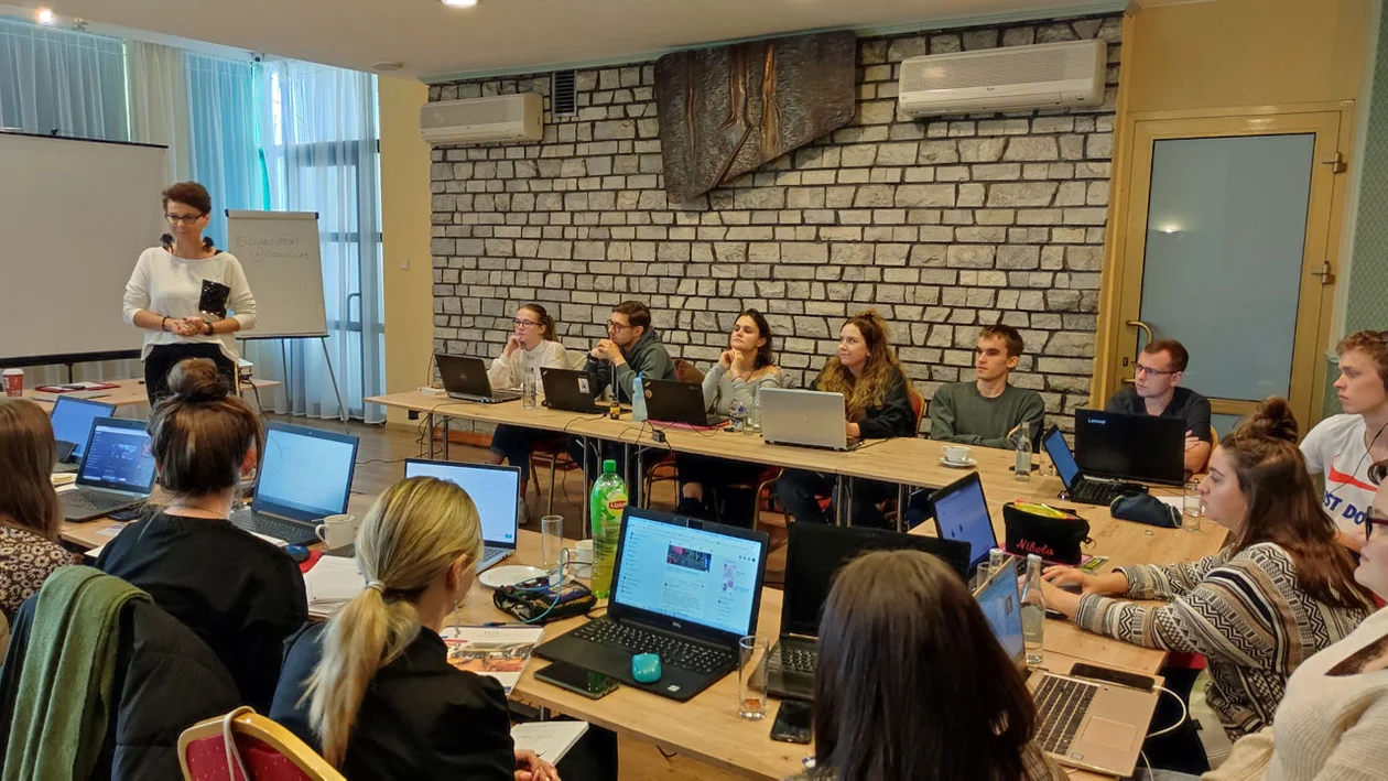 E-Journalism Academy Camp 2022 - obóz szkoleniowy dla młodych dziennikarzy.