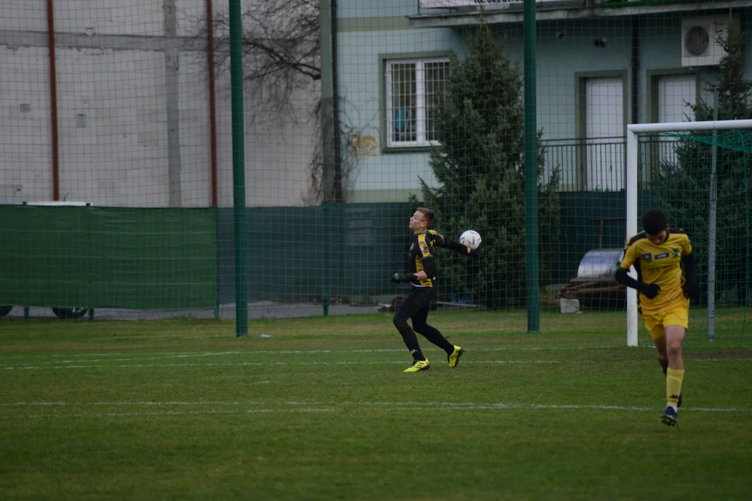 Centralna Liga Juniorów U-15: Siarka Tarnobrzeg - Hutnik Kraków 2:4