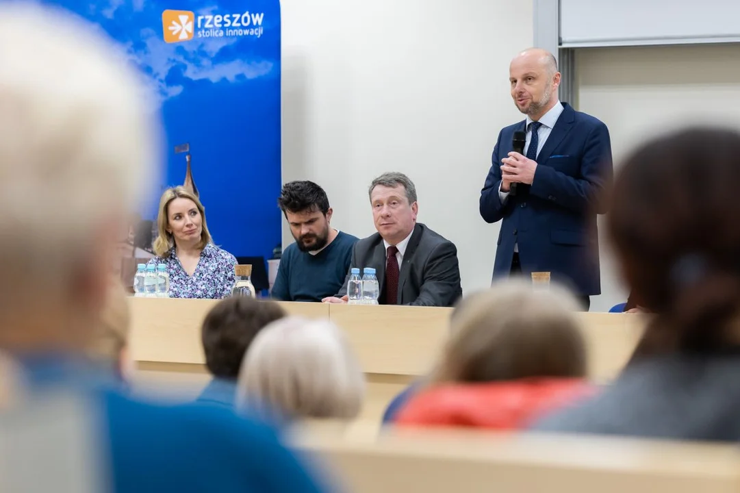 Prezydent spotkał się z mieszkańcami osiedli Miłocin, Miłocin św. Huberta i Pogwizdów