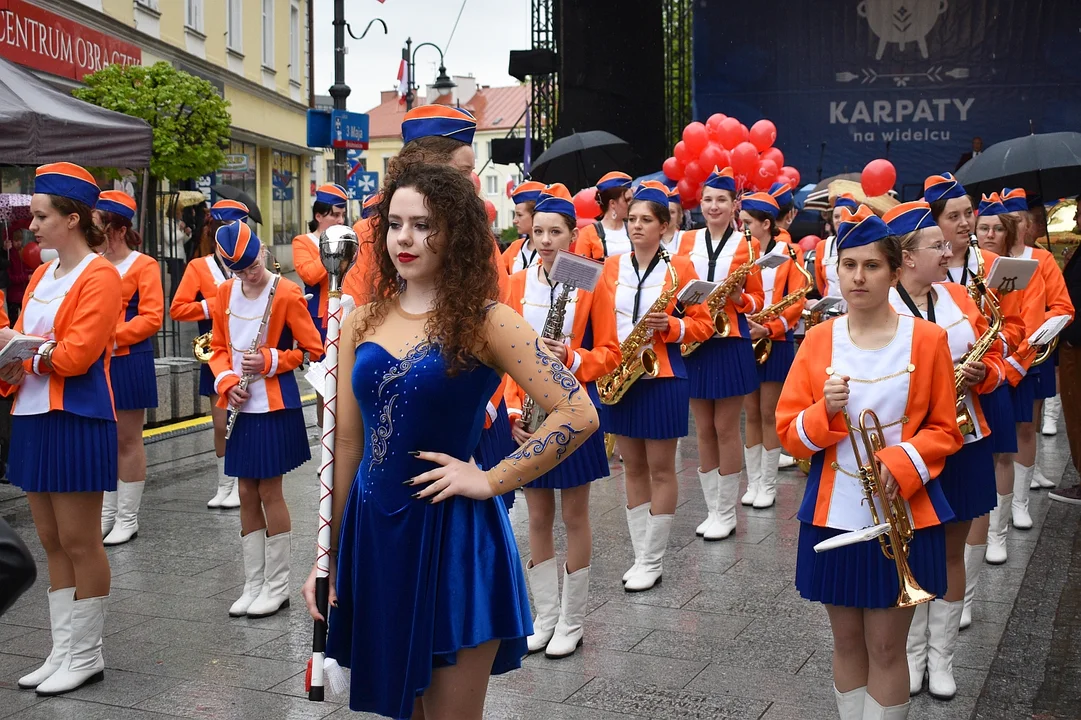 Festiwal Karpaty na Widelcu i Święto Paniagi przyciągnęły w Rzeszowie prawdziwe tłumy [ZDJĘCIA]