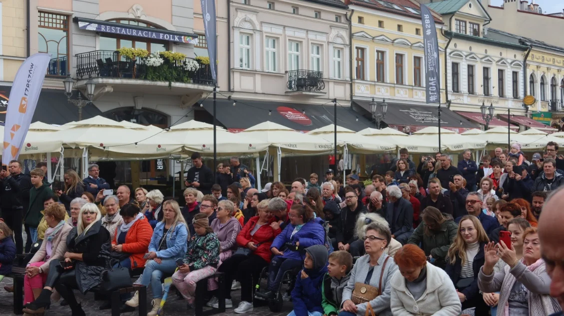 Drugi dzień festiwalu "Karpaty na Widelcu". Robert Makłowicz docenił Rzeszów [ZDJĘCIA, WIDEO]