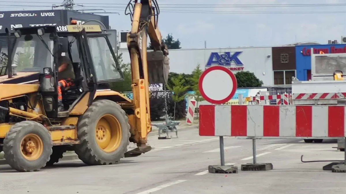 Przebudowa ulicy Szafera w Mielcu. Jak posuwają się prace? [ZDJĘCIA] - Zdjęcie główne