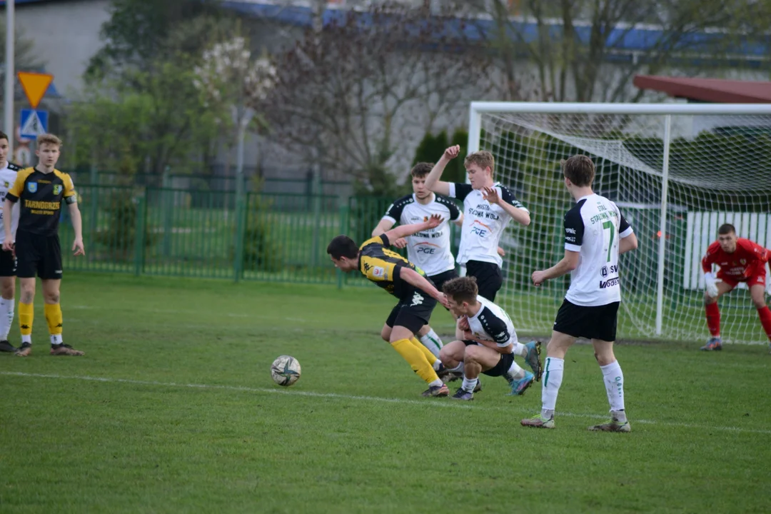 Klasa okręgowa, Stalowa Wola: Siarka II Tarnobrzeg - Stal II Stalowa Wola 1:2